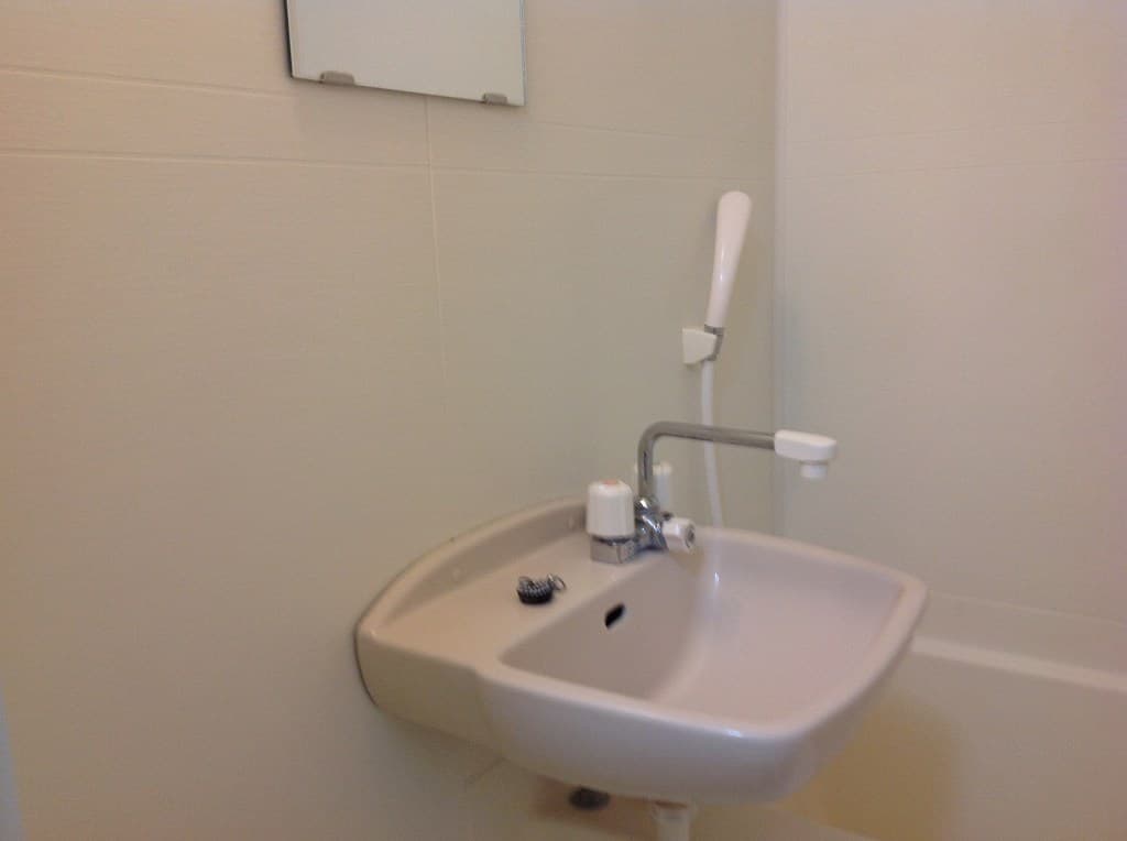 Room image 16