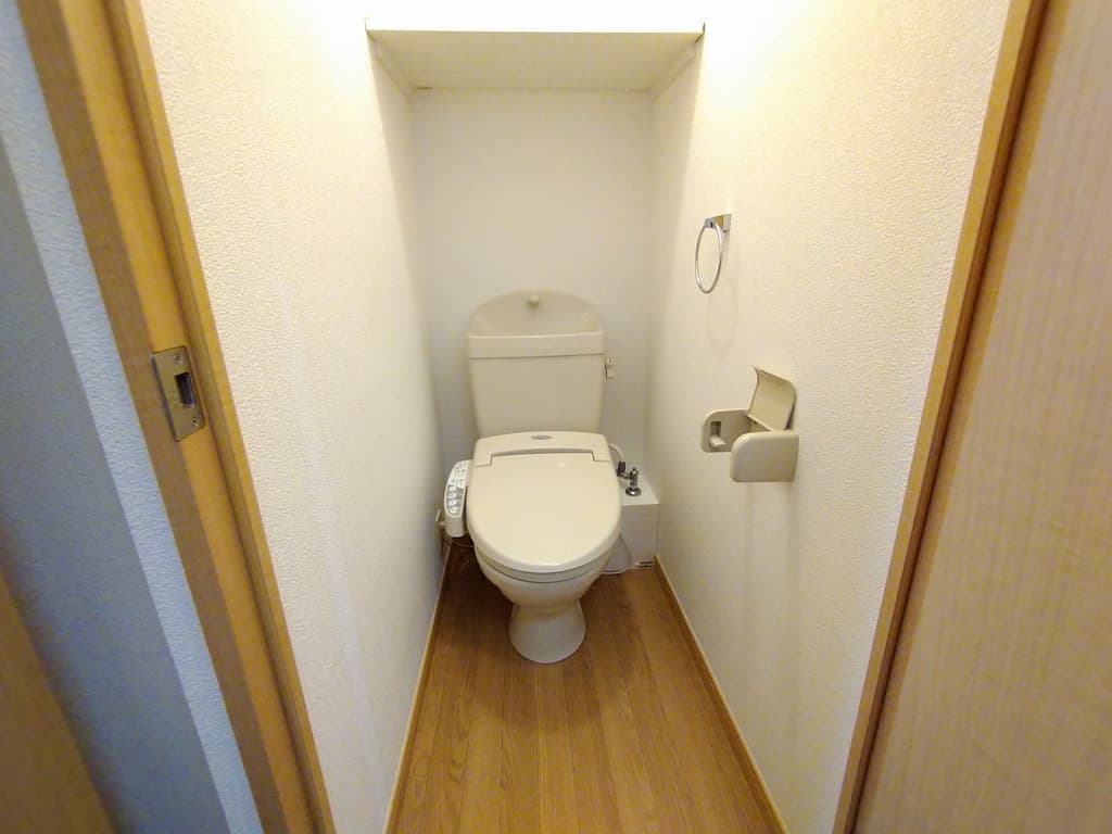 Room image 9
