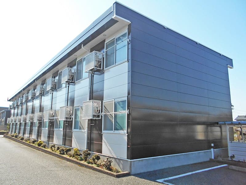 Main exterior of leopalace Miyabi
