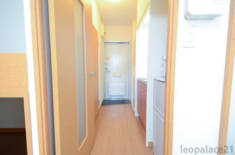 Room image 13