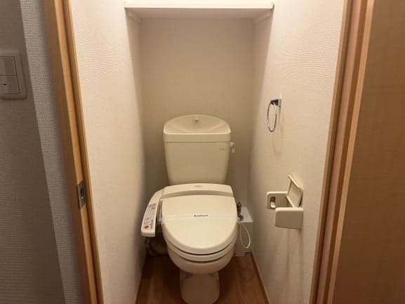Room image 9