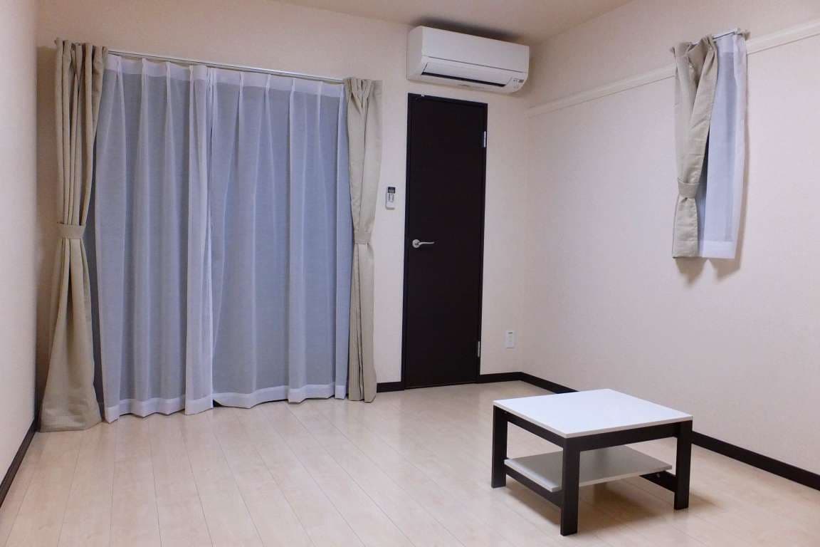 Room image 9
