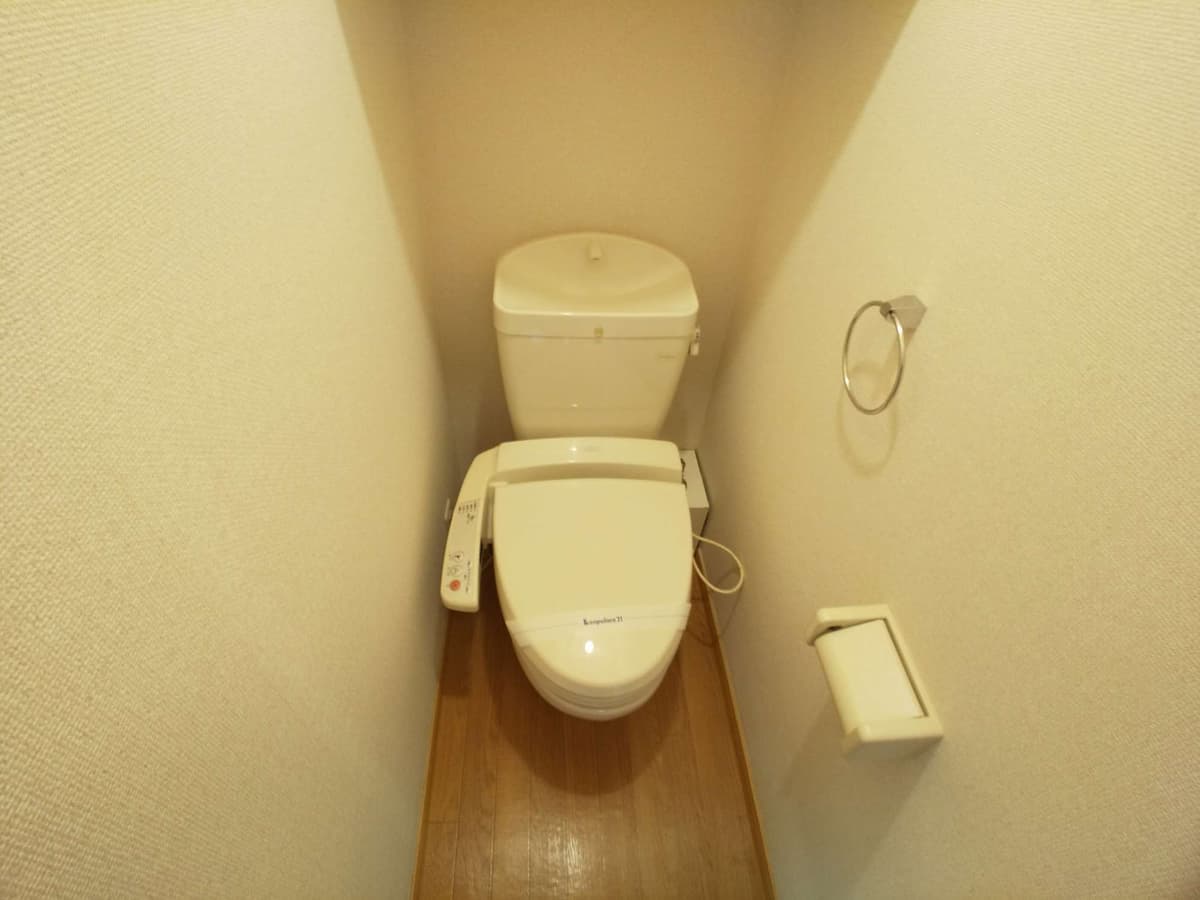 Room image 10