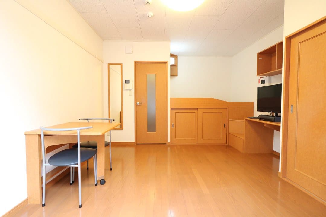 Room image 9