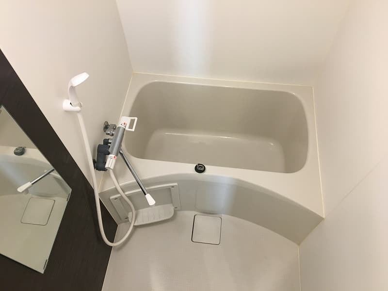 Room image 8