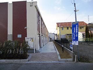 Room image 16