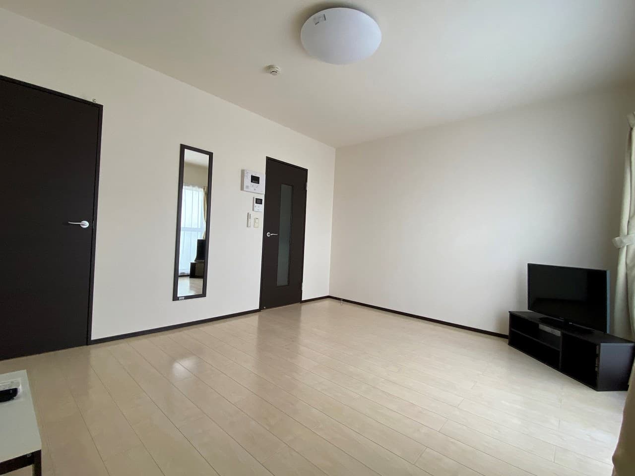 Preview interior of LEONEXT Patata