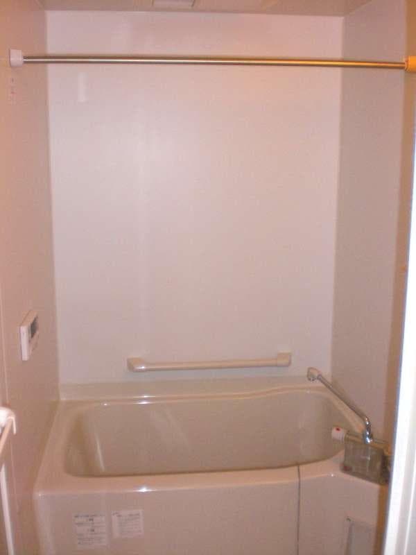 Room image 10