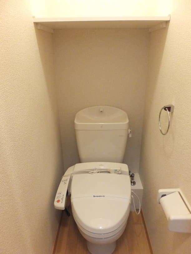 Room image 10