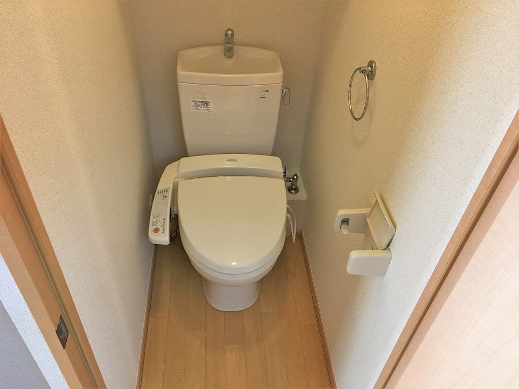 Room image 13
