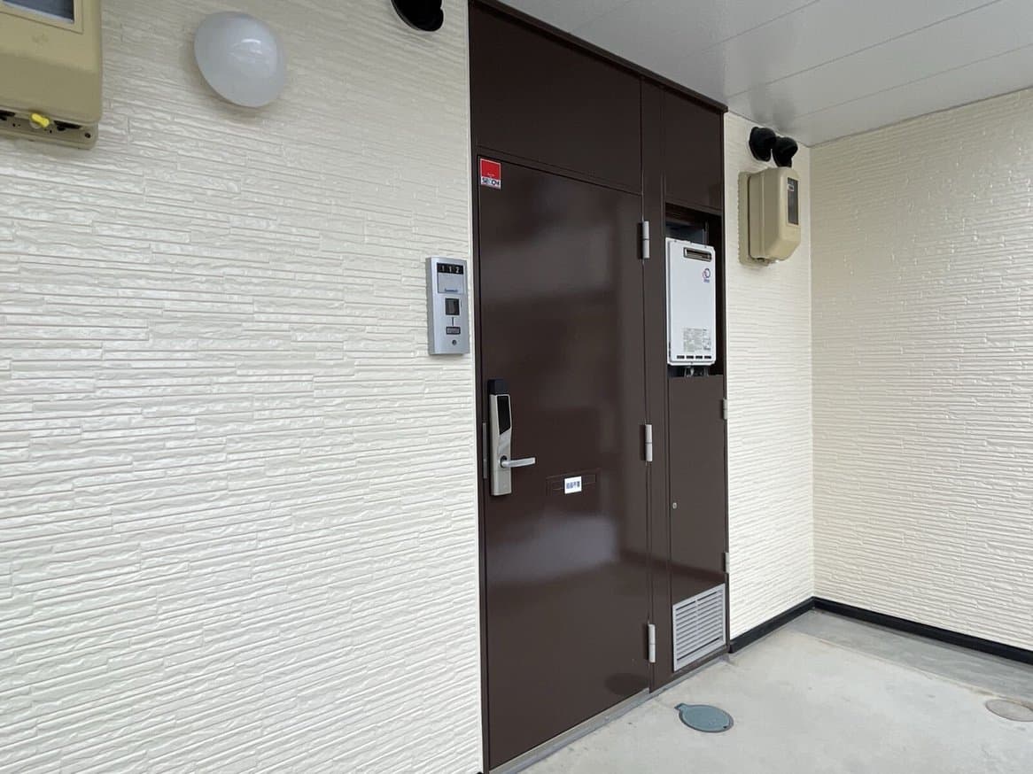 Room image 16