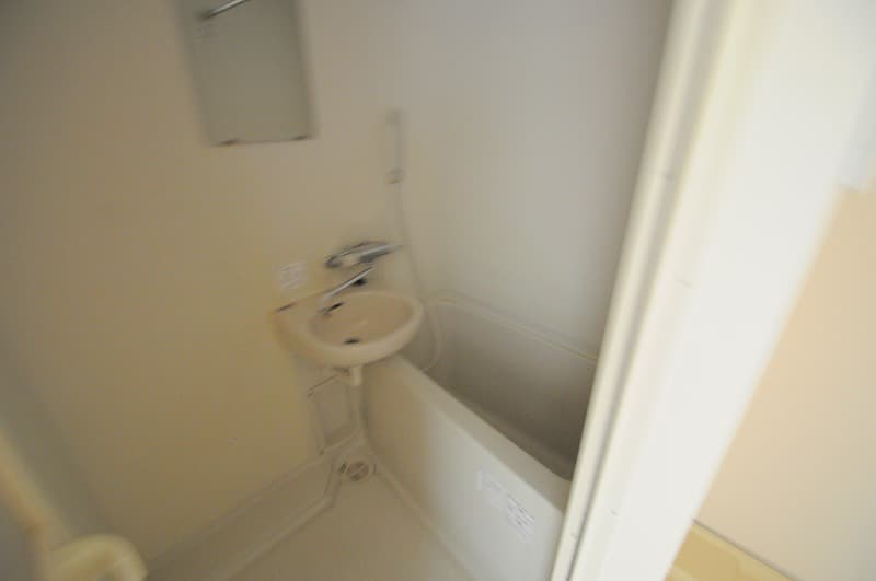 Room image 8