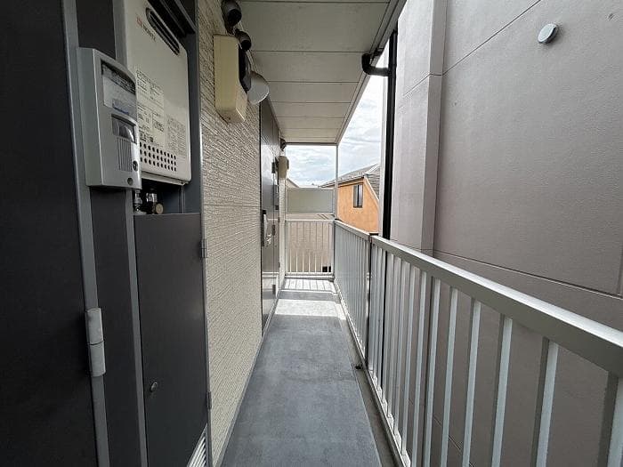 Room image 15