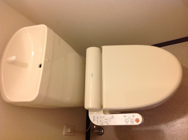 Room image 11