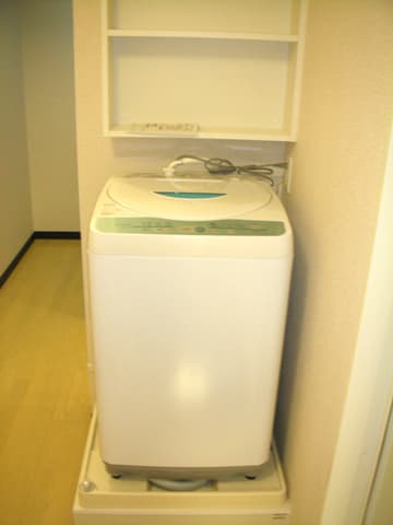Room image 8
