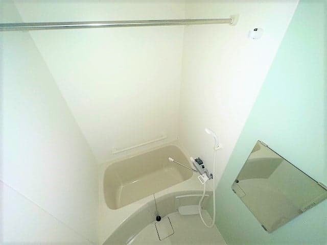 Room image 14