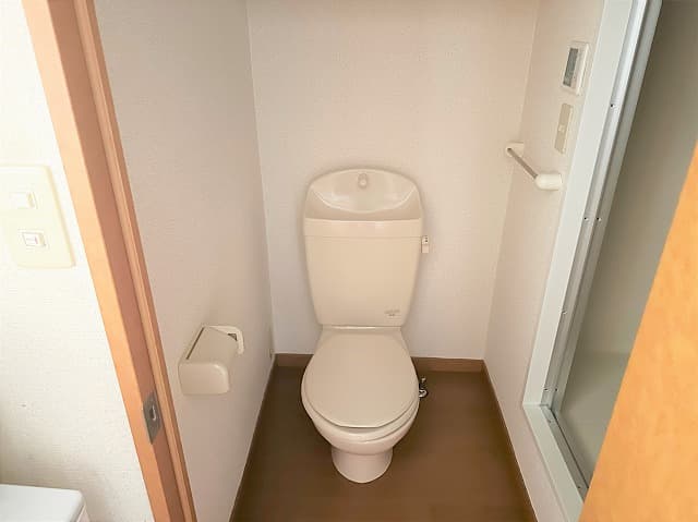 Room image 9