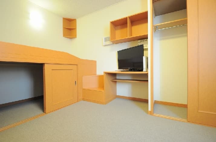 Room image 13
