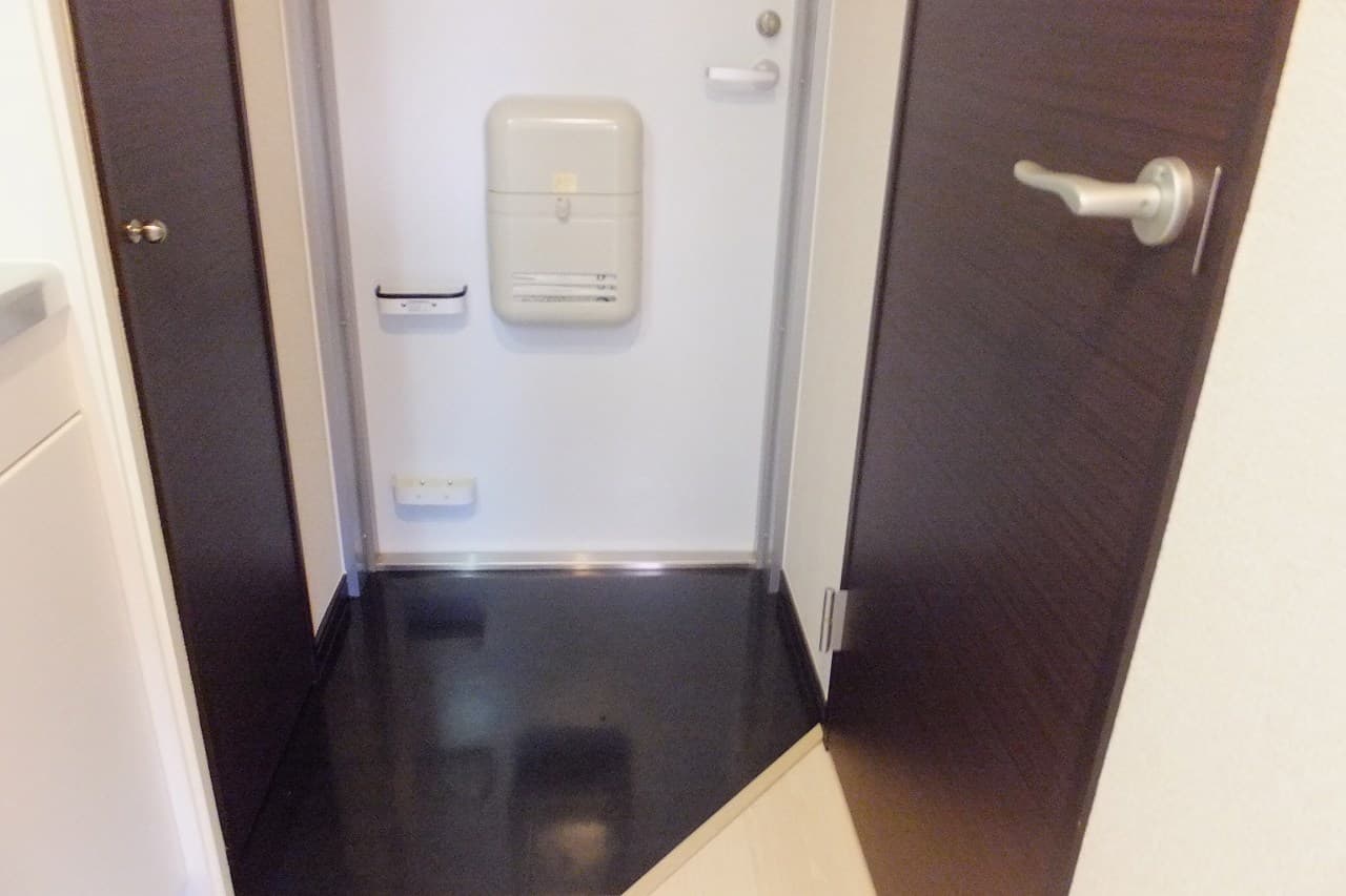 Room image 8