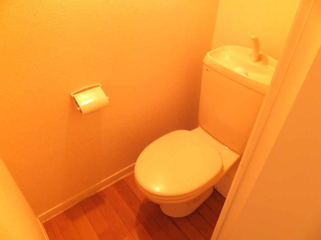 Room image 12