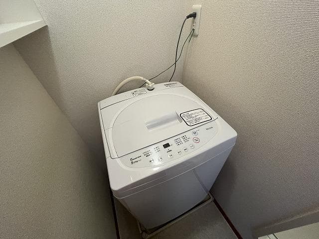 Room image 11