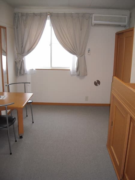 Room image 14