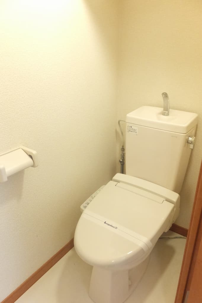 Room image 10
