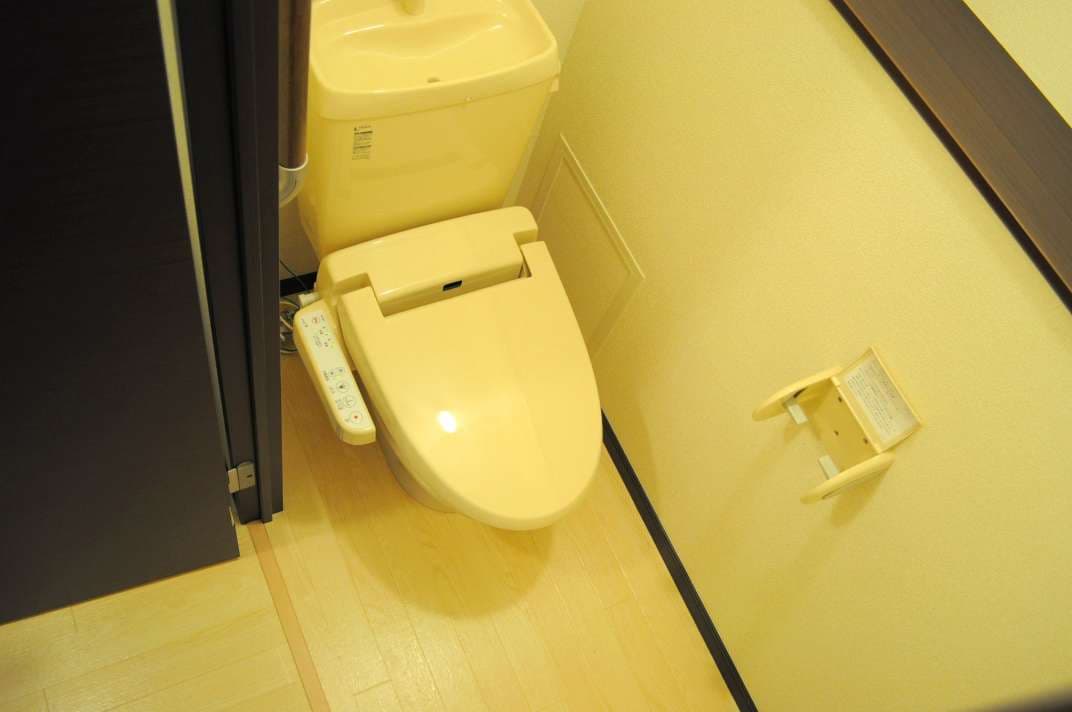 Room image 13