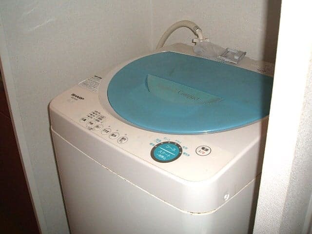 Room image 12