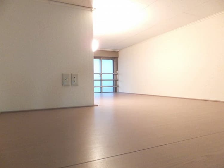 Room image 13