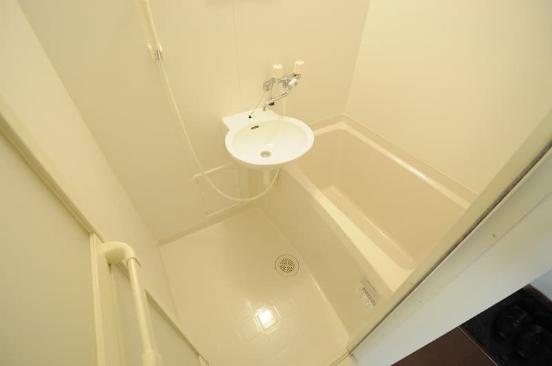 Room image 10