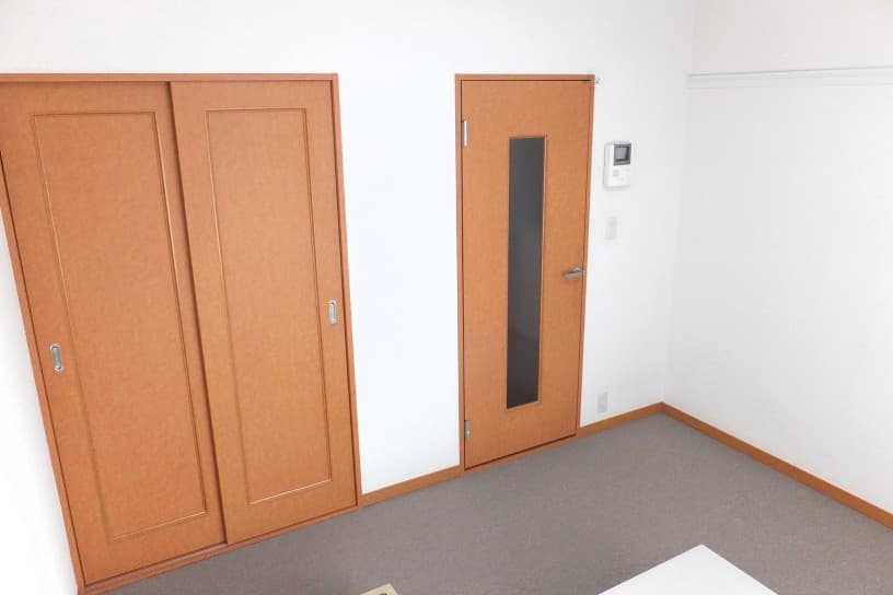 Preview interior of leopalace Pal Port