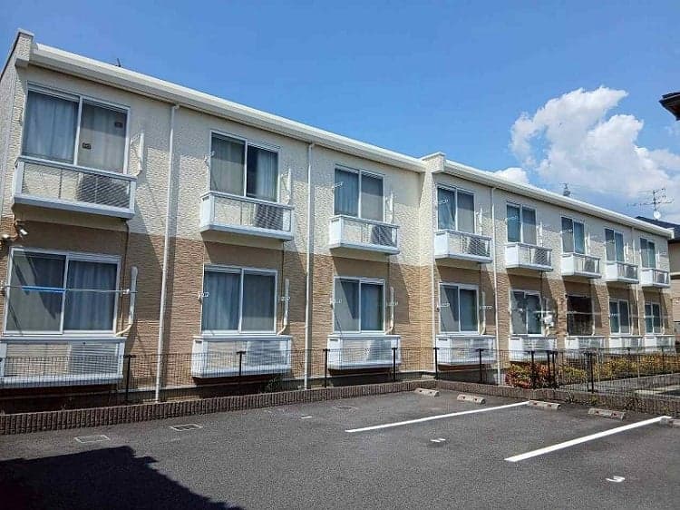 Main exterior of leopalace Hiyori