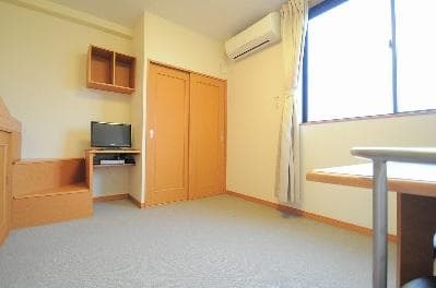 Room image 13