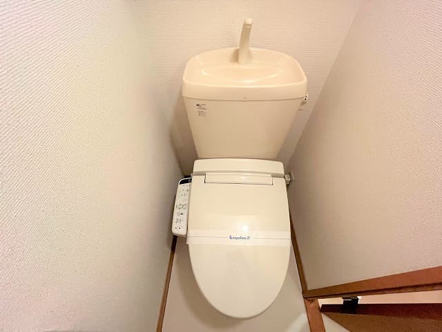 Room image 9