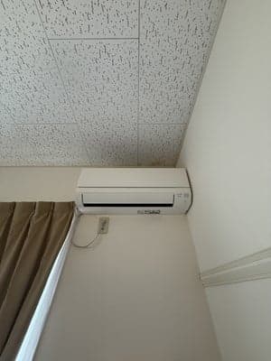 Room image 16