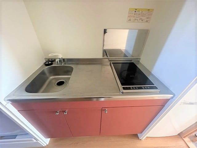 Room image 12