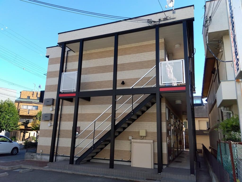 Main exterior of leopalace Viola