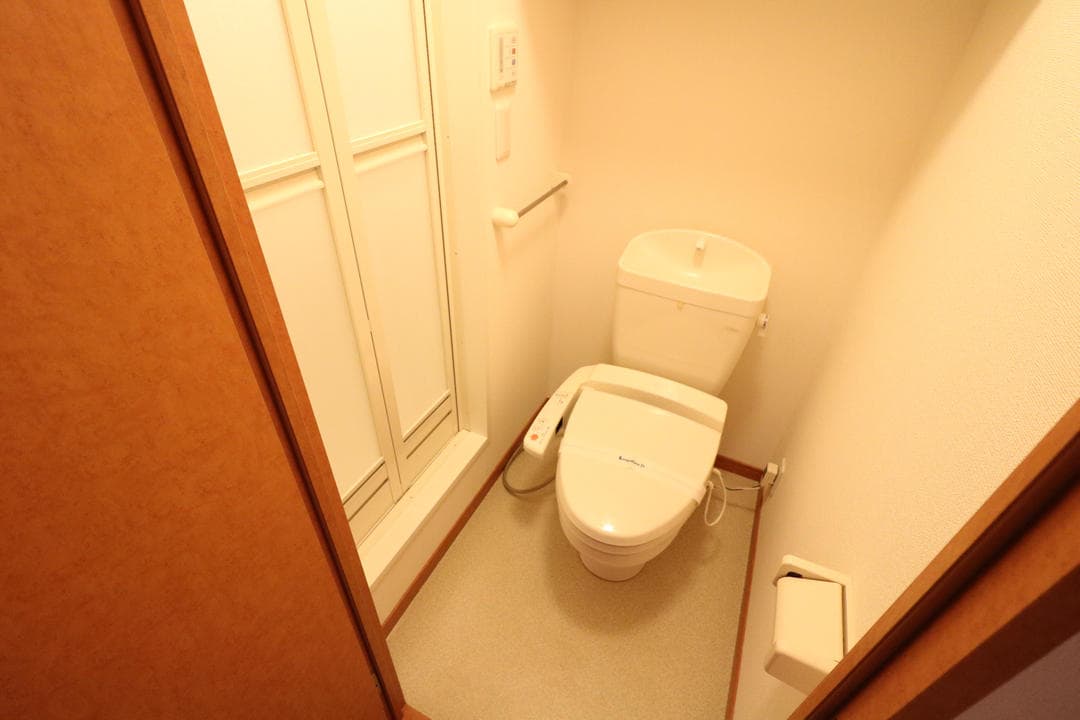 Room image 9