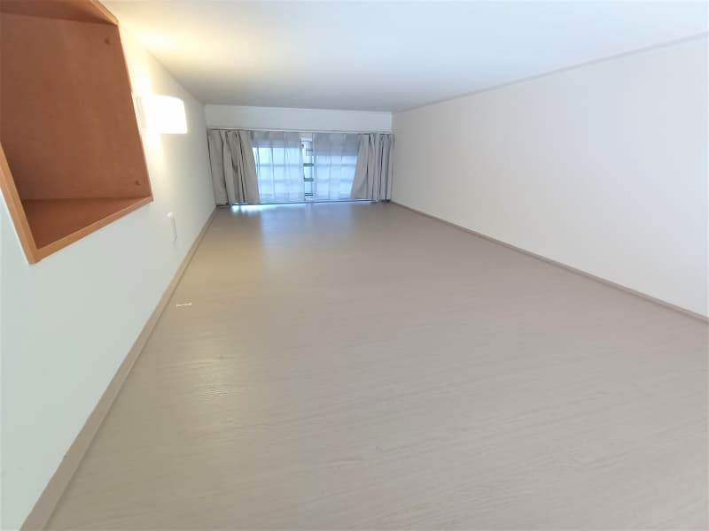 Room image 14