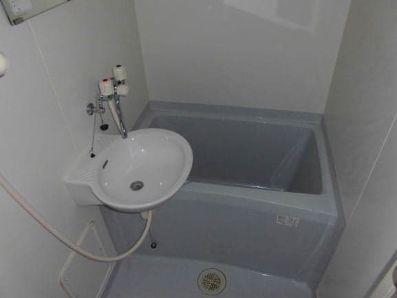 Room image 12