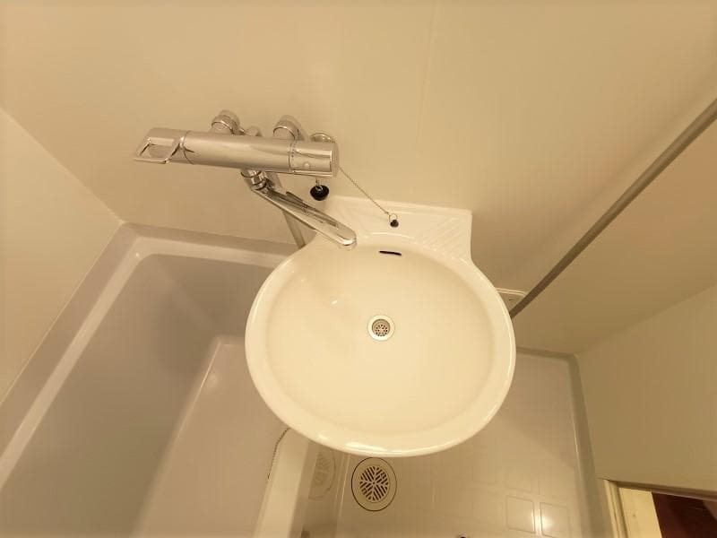 Room image 12