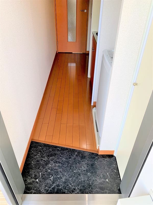 Room image 15