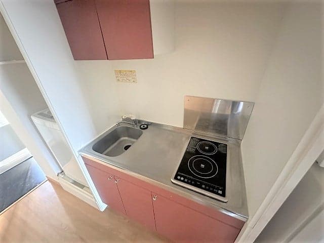 Room image 13