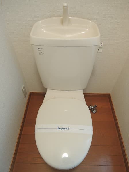 Room image 12