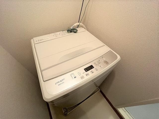 Room image 12