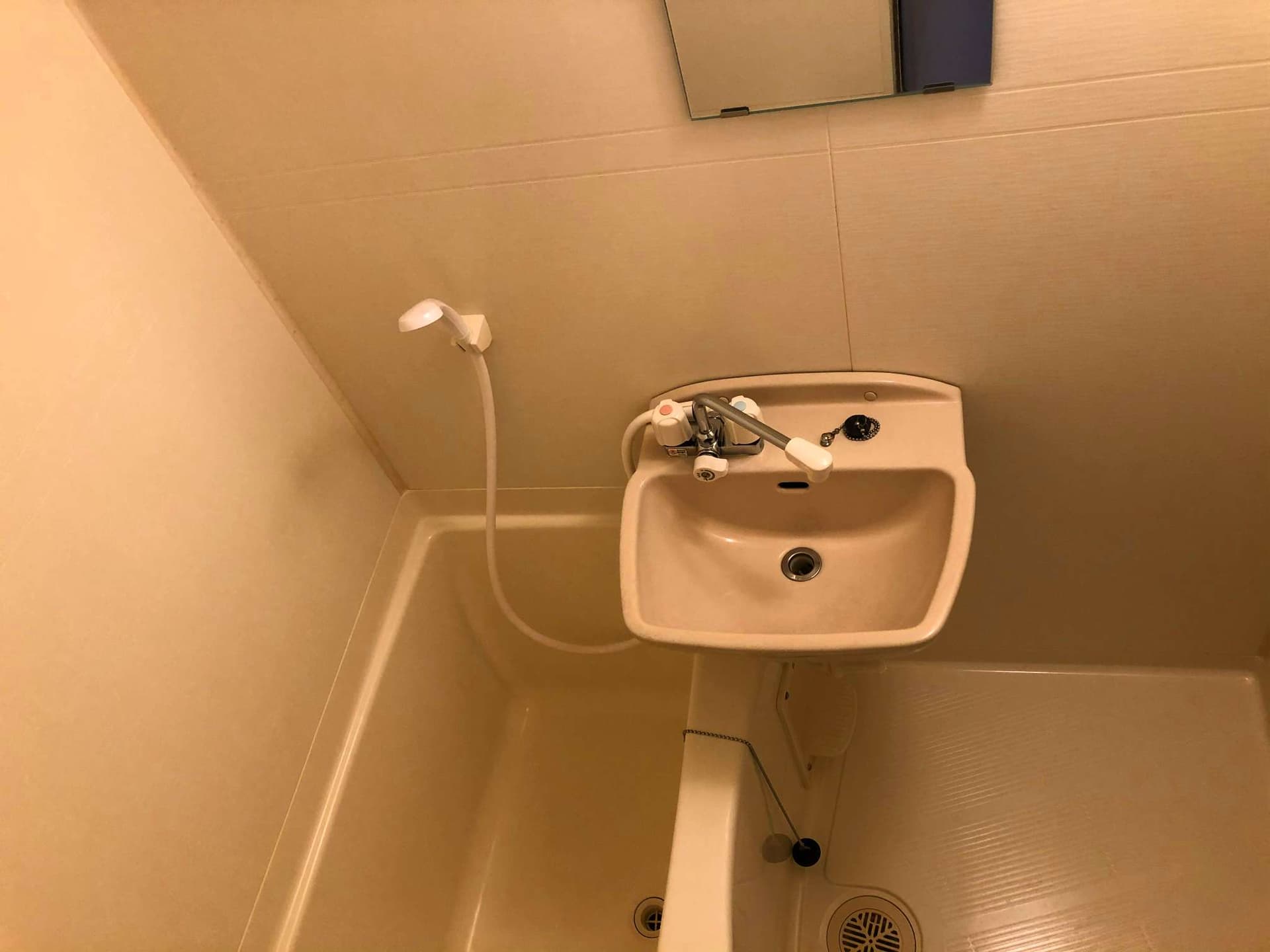 Room image 12
