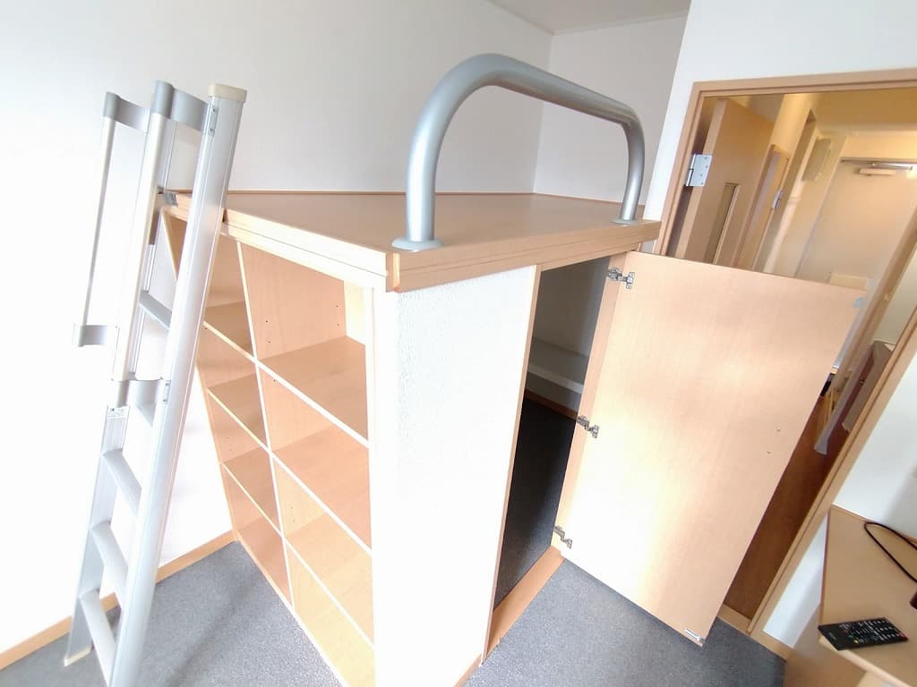 Room image 10