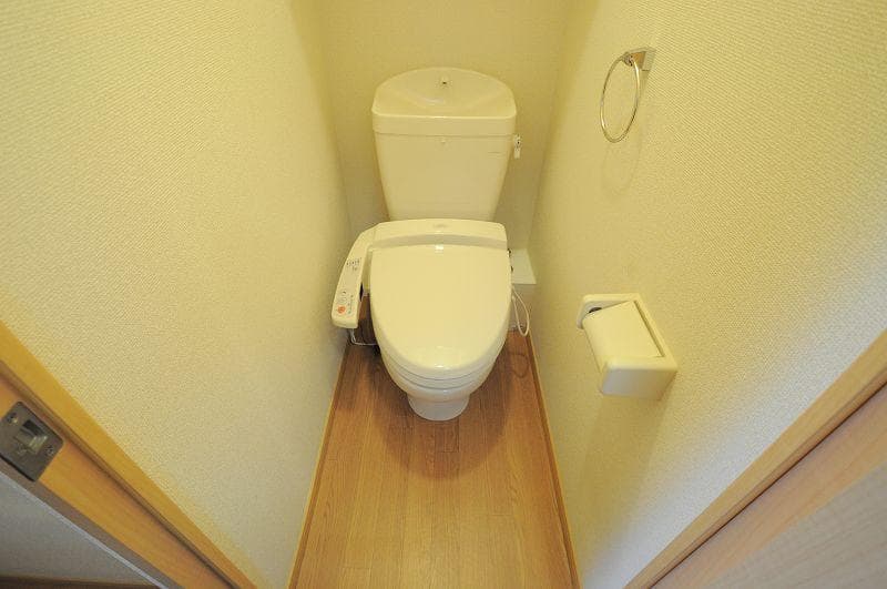 Room image 9