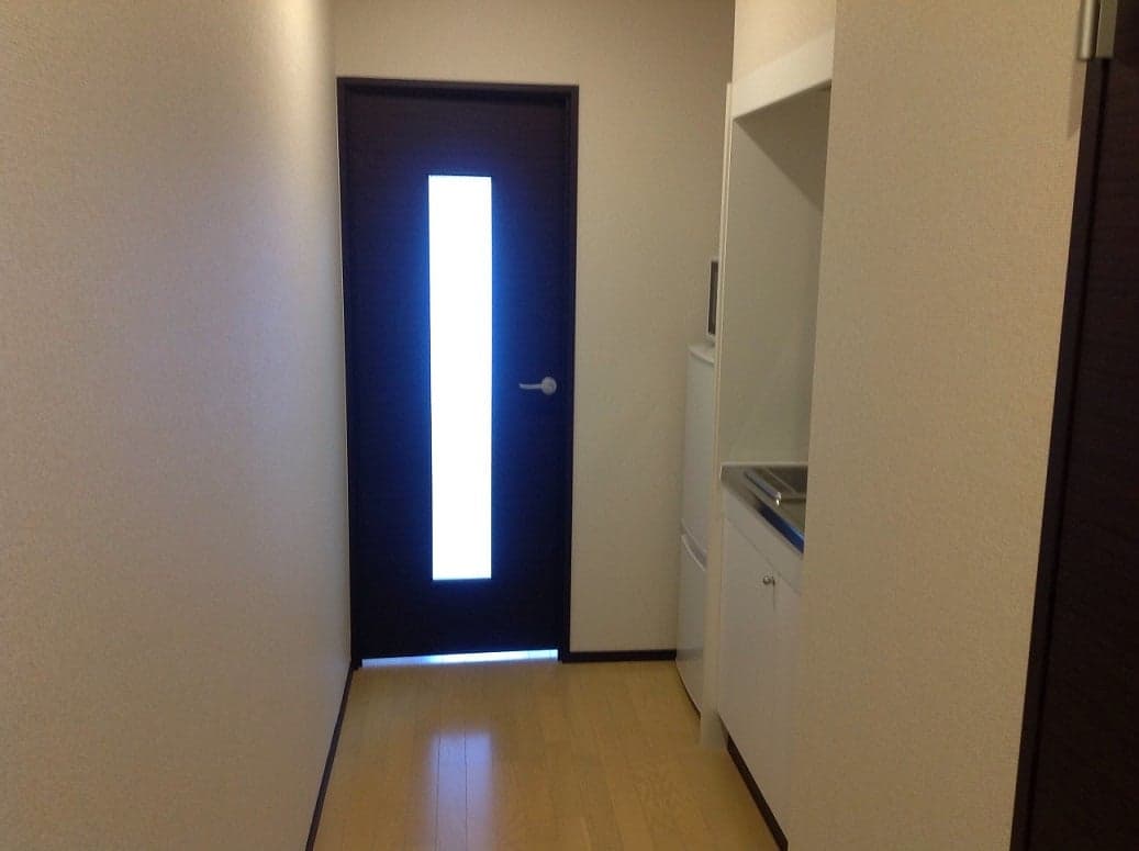 Room image 8